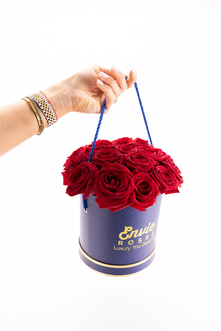 Luxury Fresh Roses UK | Panier de Roses by Envie Roses